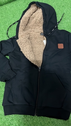 Jaqueta Johnny Boy em Moletom com Pelúcia com Forro em Pelo Carneirinho - comprar online