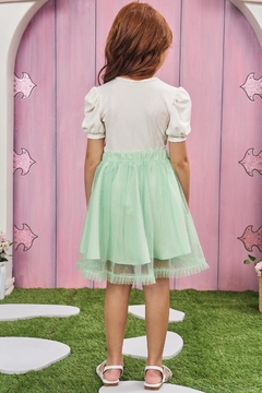 Conjunto de Blusa em Canelado Maui e Saia em Tule Wave. Com Shorts Embutido - comprar online