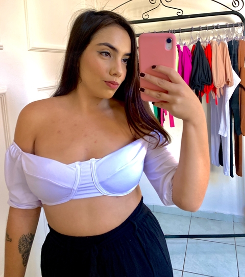 CROPPED MAY BRANCO