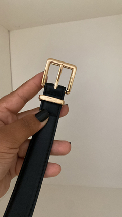 Cinto Fivela Quadrado Preto na internet