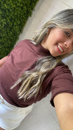 camisa gola Lara na internet