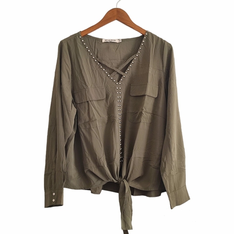 Blusa Social Enfeites Prateados e Amarração Cintura