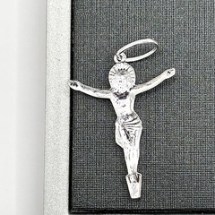 Pingente Corpo de Cristo 2,6cm - comprar online