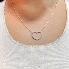 Gargantilha coração cravejado - comprar online