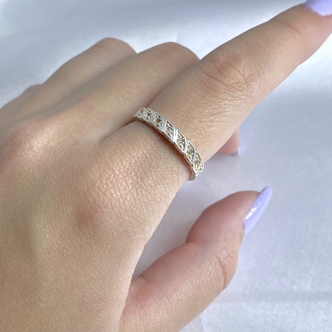 Anel meia aliança com zircônia