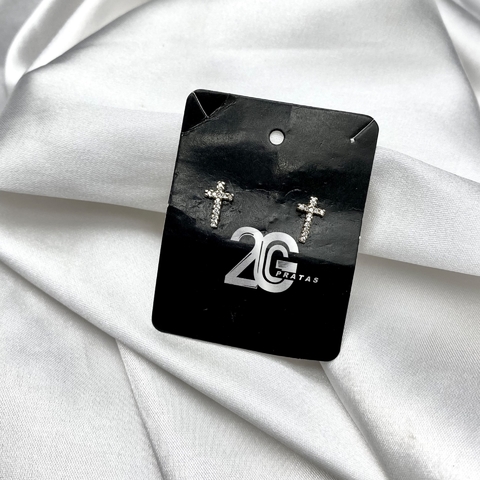 Brinco Crucifixo Cravejado C/ Zircônia