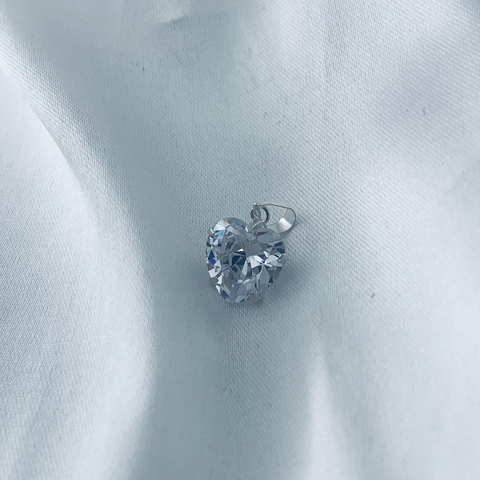 Pingente ponto de luz coração m