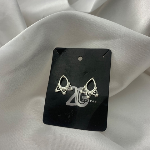 Brinco Feminino Com Corações na Ponta