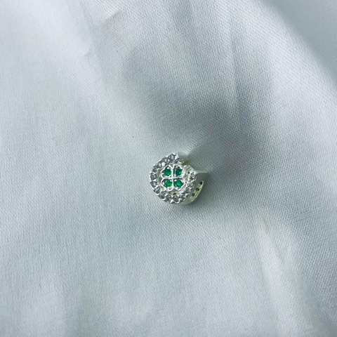 Berloque ferradura e trevo cravejado