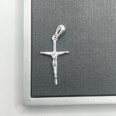 Pingente Crucifico Corpo de Cristo Fino 2,7cm - comprar online