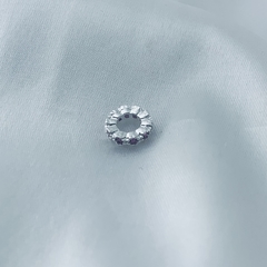 Berloque círculo com zircônia - comprar online