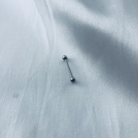 Piercing conch reto aço