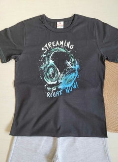 CONJUNTO Menino Brandili - Streming Right Now - comprar online