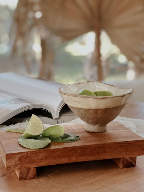 Tabla con pie madera