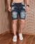 Bermuda Jeans Masculina Justa Skinny escura - comprar online