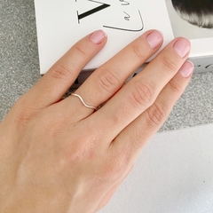 Anel de Prata Liso Ondulado na internet