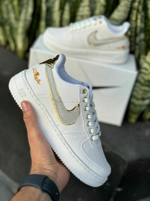 Tênis Nike Air Force Nola Feminino