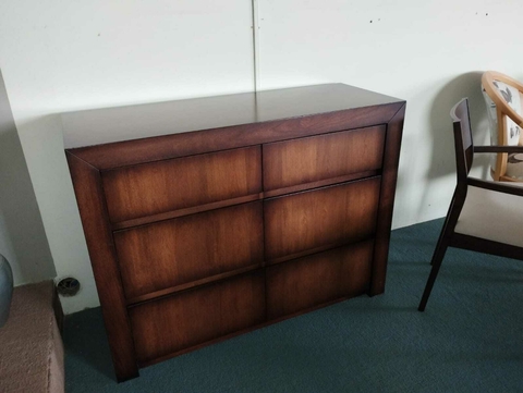 Comoda modelo Camello