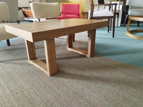 MESA DE CENTRO BASE CUADRADA