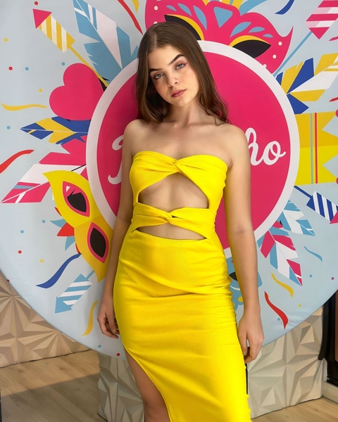 Vestido Midi sem Alça