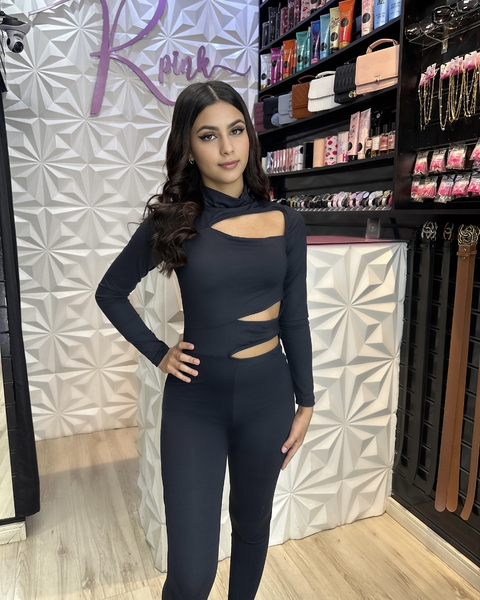 Macacão Poliamida Abertura Manga Longa