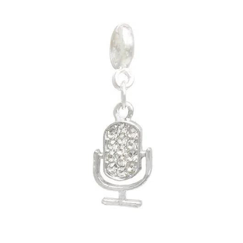 Berloque Microfone Strass Banhado a Prata