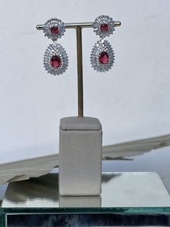 Brinco Gota Dupla Pedraria - comprar online