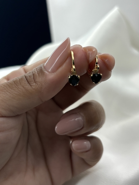 Brinco Argola Coração Negro