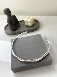 Choker Aro Wave na internet