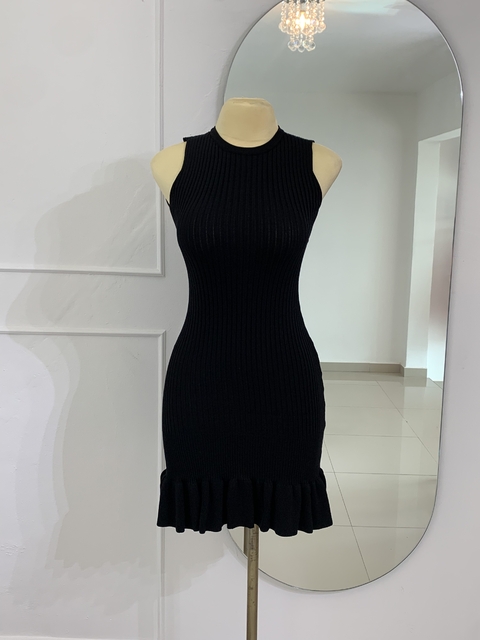 VESTIDO NEGRO PEGADO