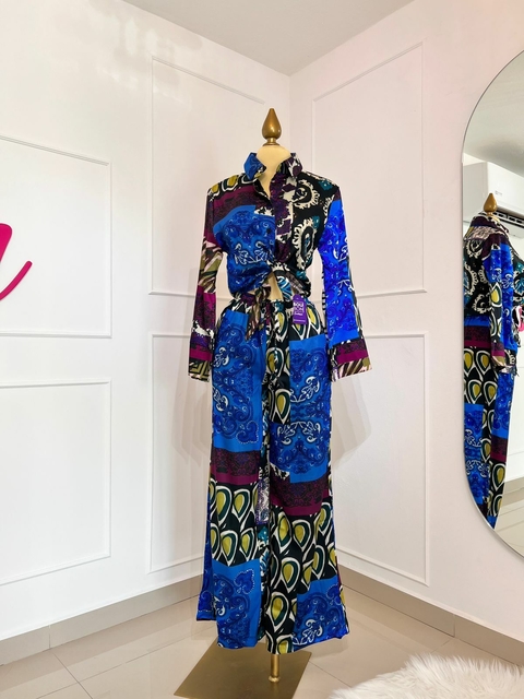 CONJUNTO FIGURA AZUL