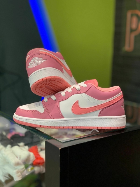 JORDAN 1 LOW DESERT BERRY G5