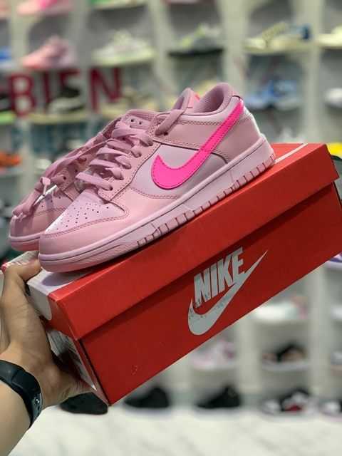 DUNK LOW TRIPLE PINK G5 TALLA 26CM