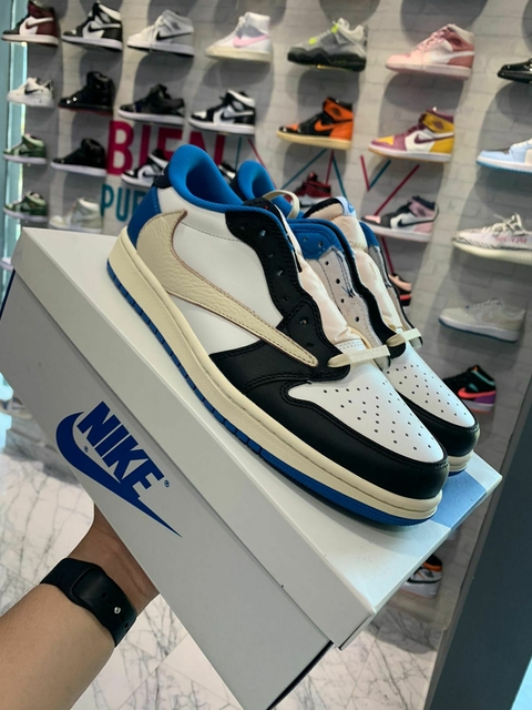 JORDAN 1 TRAVIS FRAGMENT G5 TALLA 30CM
