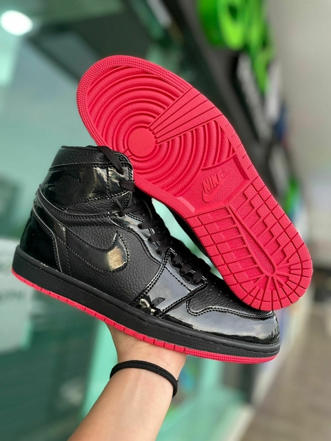 JORDAN 1 HIGH BLACK RED TALLA 25CM G5