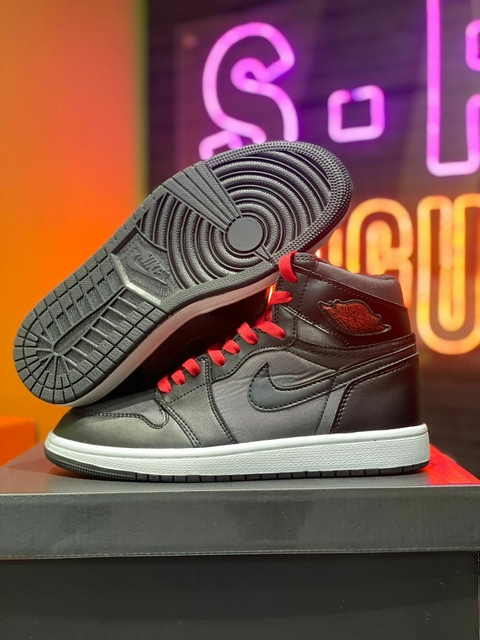 JORDAN 1 HIGH SATIN GRIS G5