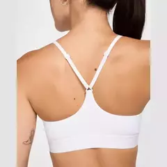 NIKE TOP W DF INDY LGT SPT WHITE STONE/MAUVE - comprar online