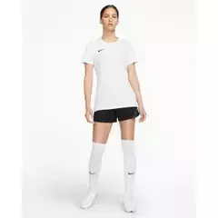 Camiseta Nike Dri-FIT Feminina - Branco BV6728-100 na internet