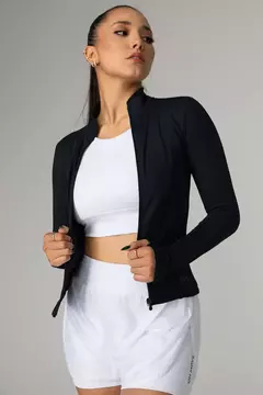 Casaquinho Move OnMove Preto - comprar online