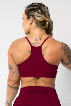 Top Front Up Kebra Kexo Carmim - comprar online