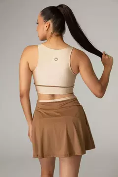 Short Saia com Bolsos Laterais OnMove Golden - comprar online