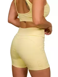 SHORTS BEL C/ BOLSO AMRAP AMARELO - comprar online