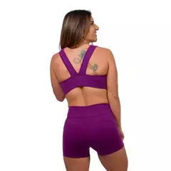 SHORTS EMPINA BUMBUM ROXO AMORA - comprar online