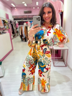Conjunto CALÇA E BLUSA MULTIFORMAS AMARELO