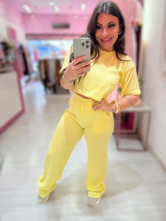 Conjunto calça e blusa Antonella amarelo - comprar online