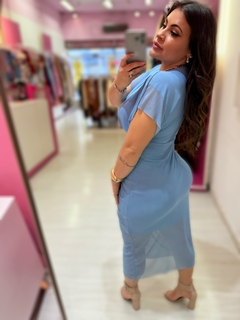 Vestido midi transpassado Mika verão azul estampado - comprar online