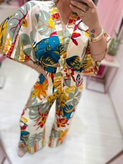 Conjunto CALÇA E BLUSA MULTIFORMAS AMARELO na internet