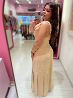 Vestido midi botões Caroline (nude) - comprar online