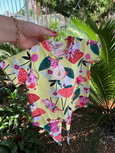 Blusa Tutti Frutti Bosque