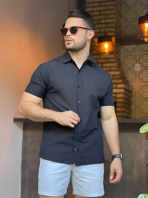 Camisa social masculina Slim manga curta preta